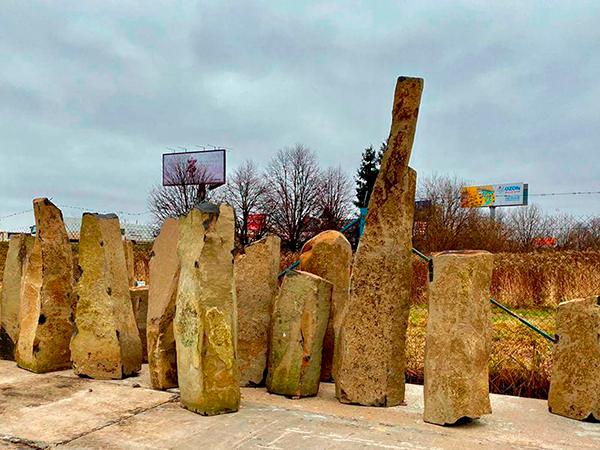 Моноліт базальтовий